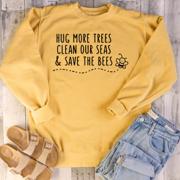 M-6XL cross-border supply foreign trade to save the little bee series round neck sweater plus fleece women's autumn and winter one piece dropshipping - Image 2
